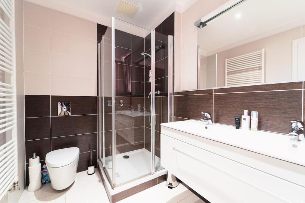 Prague Marina River View Apartment Close To City Centre Free Parking Praga Exterior foto